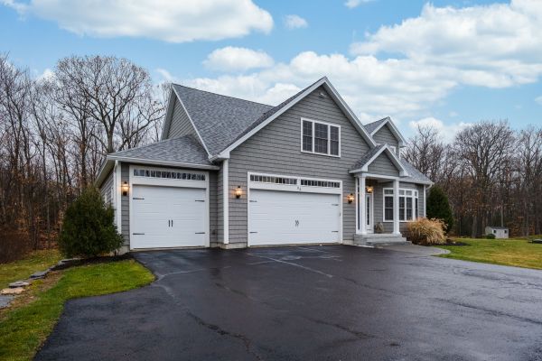 Driveway Sealing in Johnstown