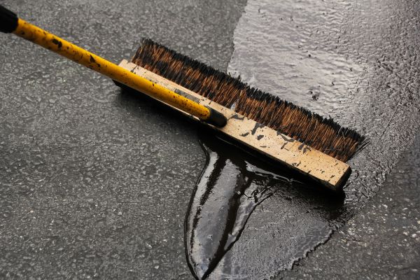 Asphalt Driveway Sealing in Johnstown